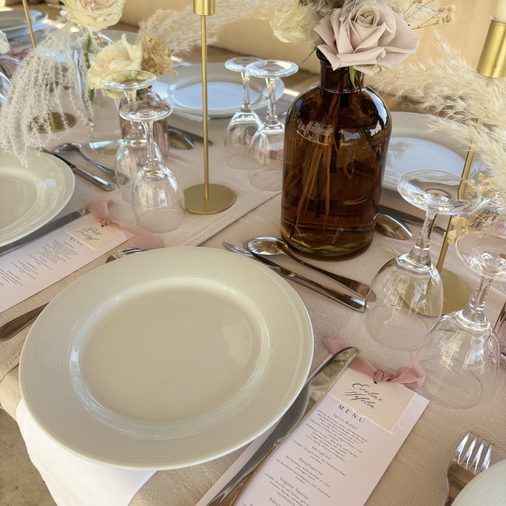 Mariage fleuri et élégant – Coordination et décoration en Provence